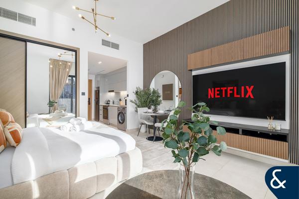 Studio | Burj Khalifa View | Fully Furnished